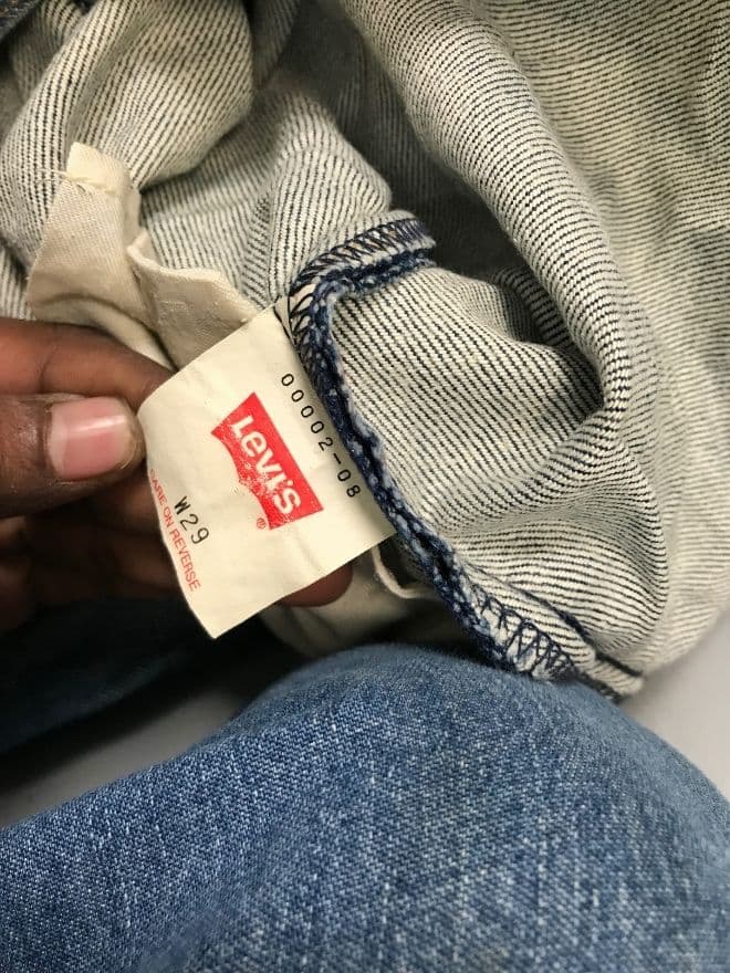 Vintage Levi’s Engineer Jeans Buckle Belt Denim | Size 28 | Distressed Blue Wash — image 7 of 9