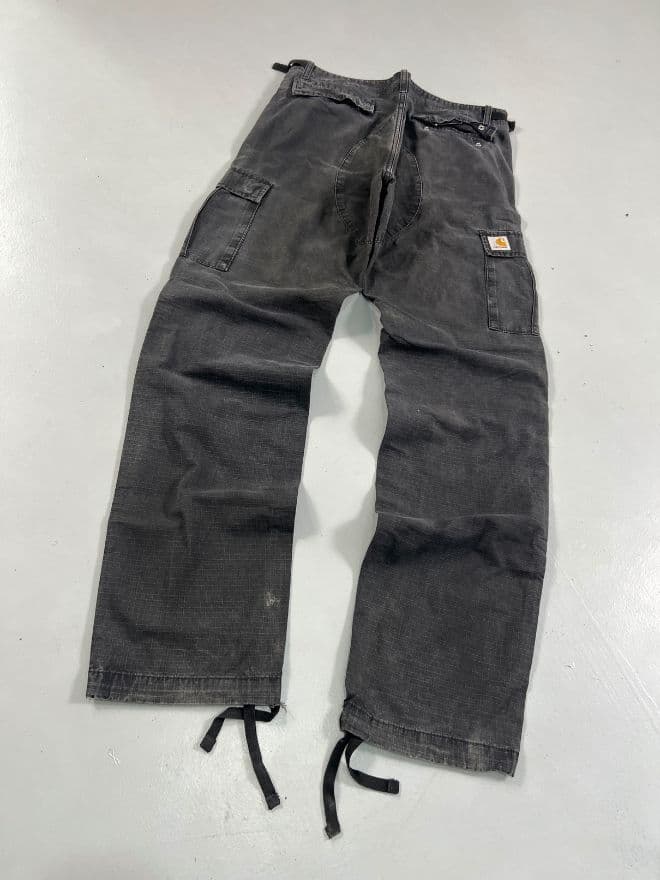 Vintage Carhartt Casual Cargo Denim Pants – Baggy Fit (US 34 / EU 50) thumbnail 2