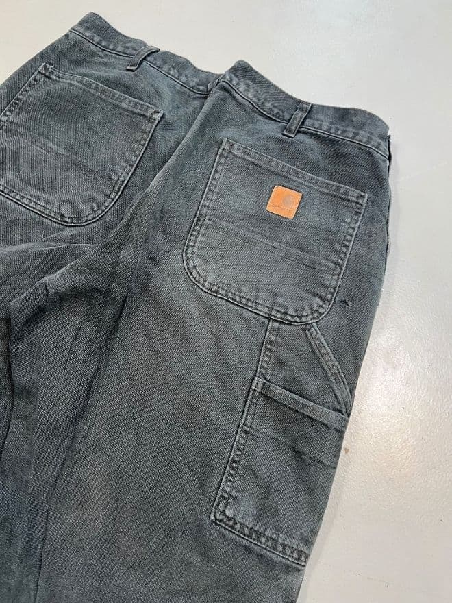 Vintage Carhartt Blanket Lined Carpenter Denim – Black Avant-Garde Fit (Size 34) thumbnail 2