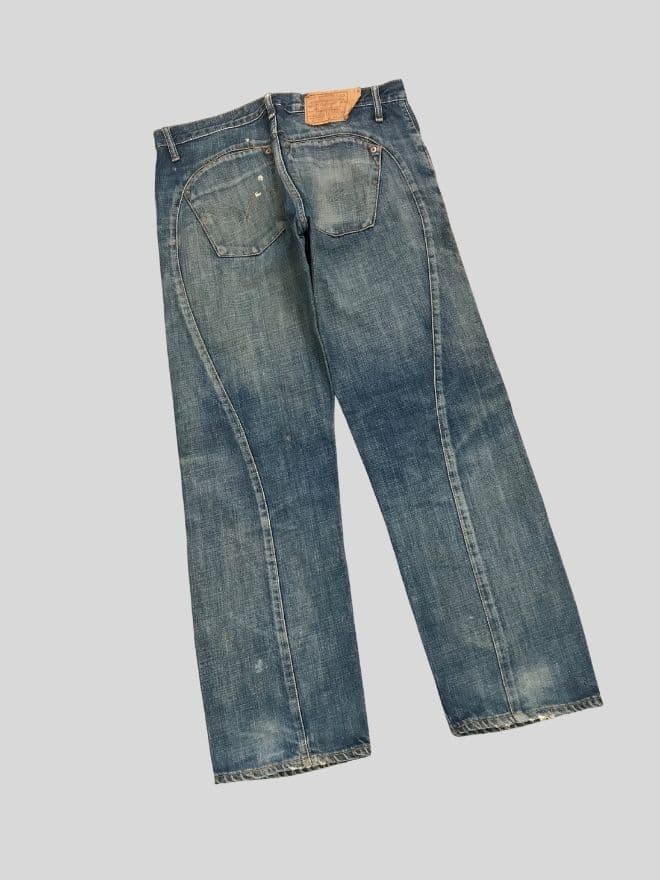 Vintage Levi’s Denim Jeans  – Size 30 — image 5 of 10