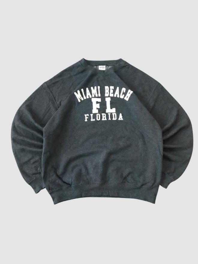 Bundle of 20 Vintage 90s Sweatshirts – Crazy Mix — image 18 of 18