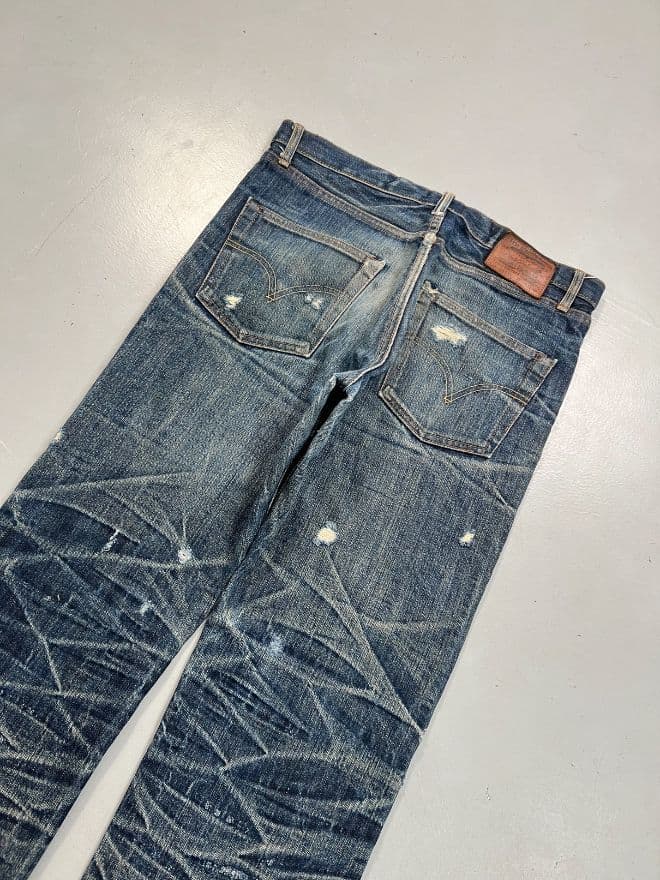 Vintage Levi’s Selvedge 501 Denim Jeans – Men’s Size US 34 (EU 50) | Blue — image 12 of 12