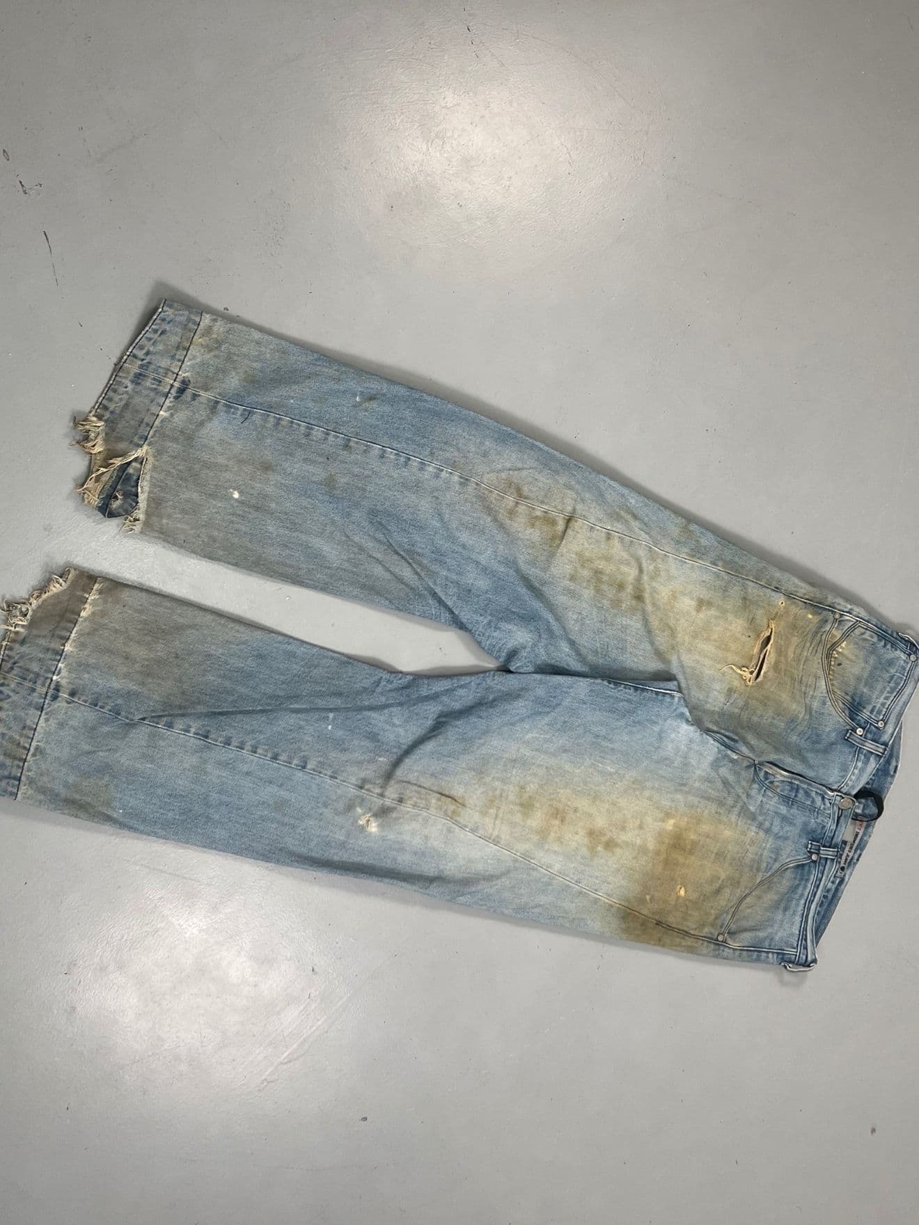 Vintage Levi’s Engineer Jeans – Buckle Belt Baggy Fit — image 13 of 13