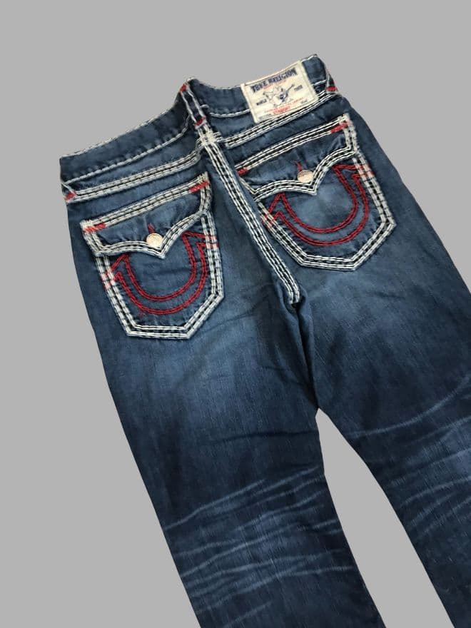 Bundle of 3 Vintage True Religion Denim Jeans – Straight, Baggy & Black (Men’s Sizes 38–40) — image 13 of 20