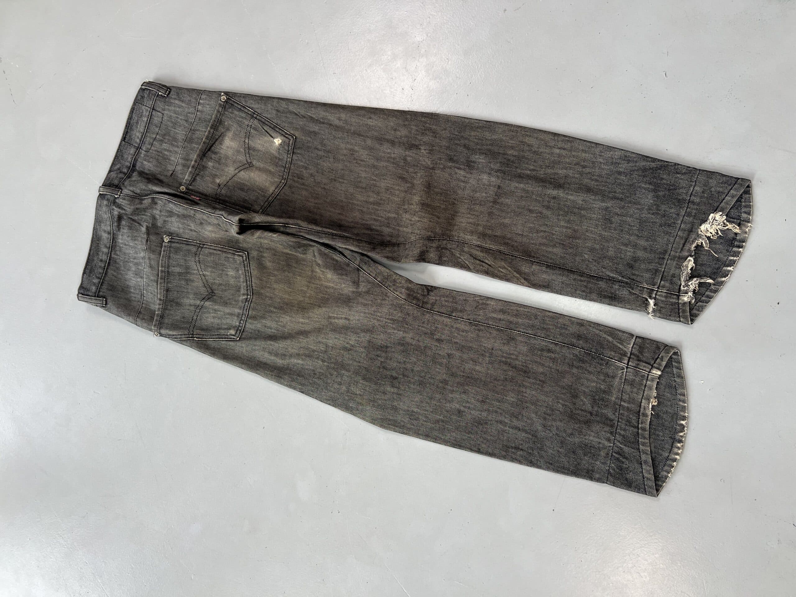 Vintage Levi’s Engineer Jeans Denim – Black Workwear Fit (Size 32) — image 9 of 11