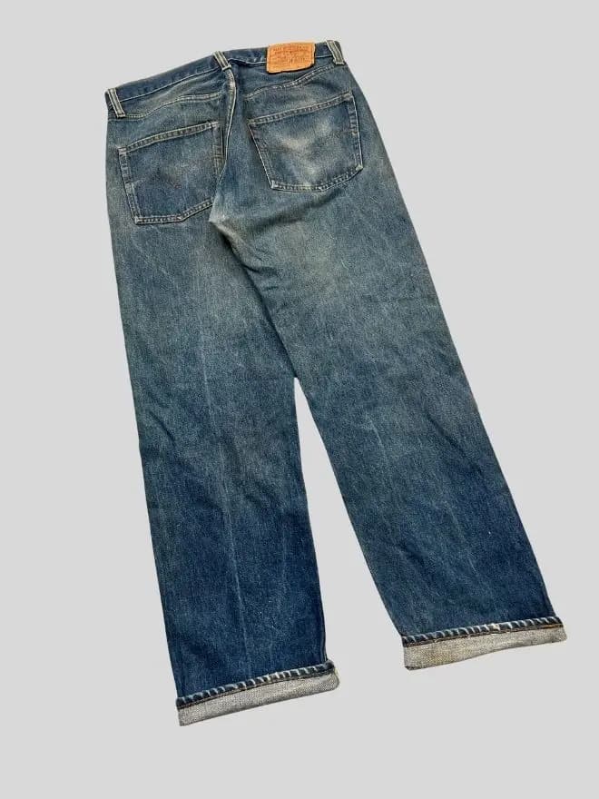 Vintage Levi’s White Selvedge Denim Jeans | Size 32 | Classic Blue Jeans — image 6 of 11