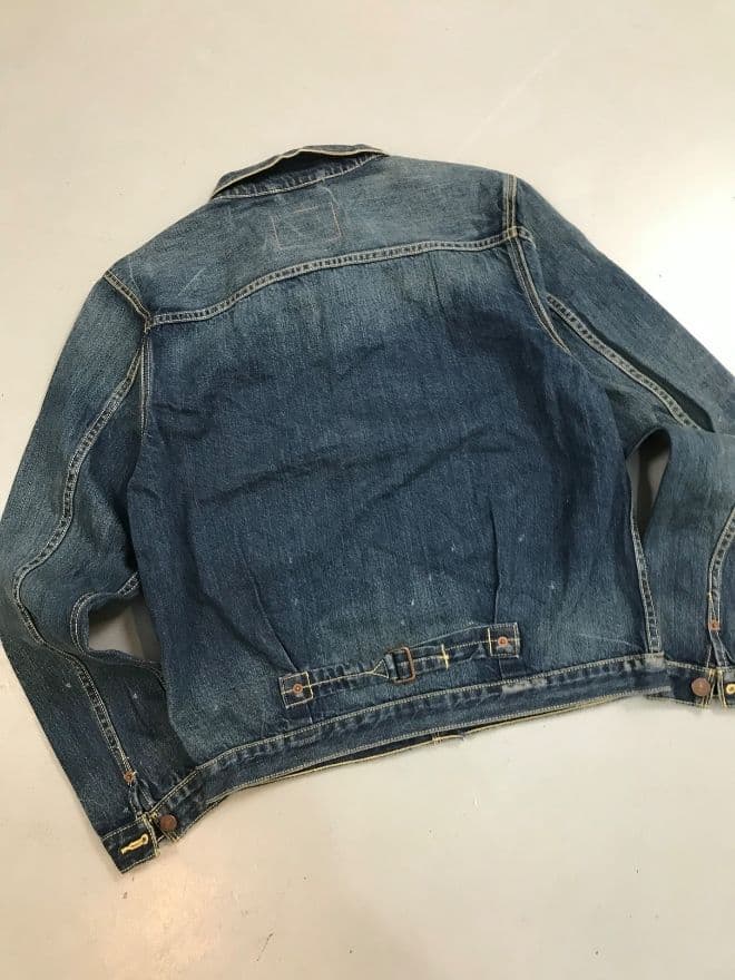 Vintage Levi’s Type 2 Denim Jacket – Size S — image 7 of 10