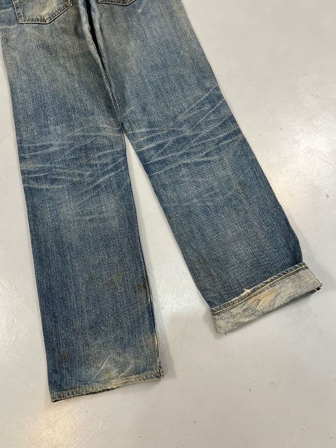 Vintage 90s Levi’s Selvedge Faded Denim Jeans — Size 30 — image 11 of 11