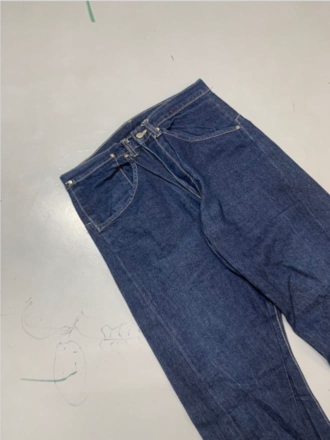 Levi's Vintage Engineer Jeans – Size 30 – Blue Denim – Classic Workwear Fit — image 5 of 9