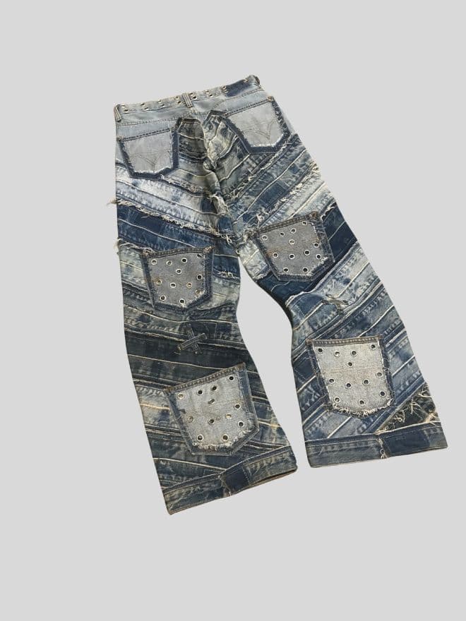 Vintage Levi’s Upcycled Heavy Patch Jeans – Size 30 — image 7 of 8