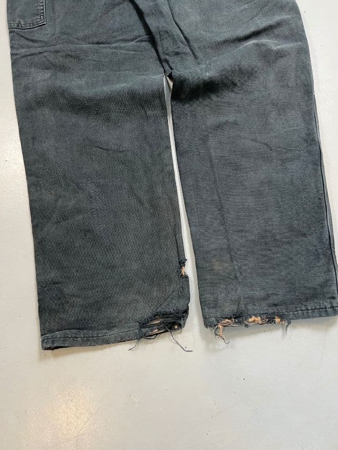 Vintage Carhartt Blanket Lined Carpenter Denim – Black Avant-Garde Fit (Size 34) thumbnail 3
