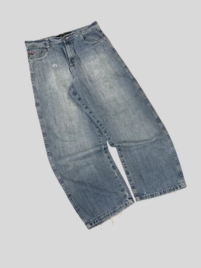 BUNDLE OF Mixed Brand Pants (10 pcs) — image 18 of 49