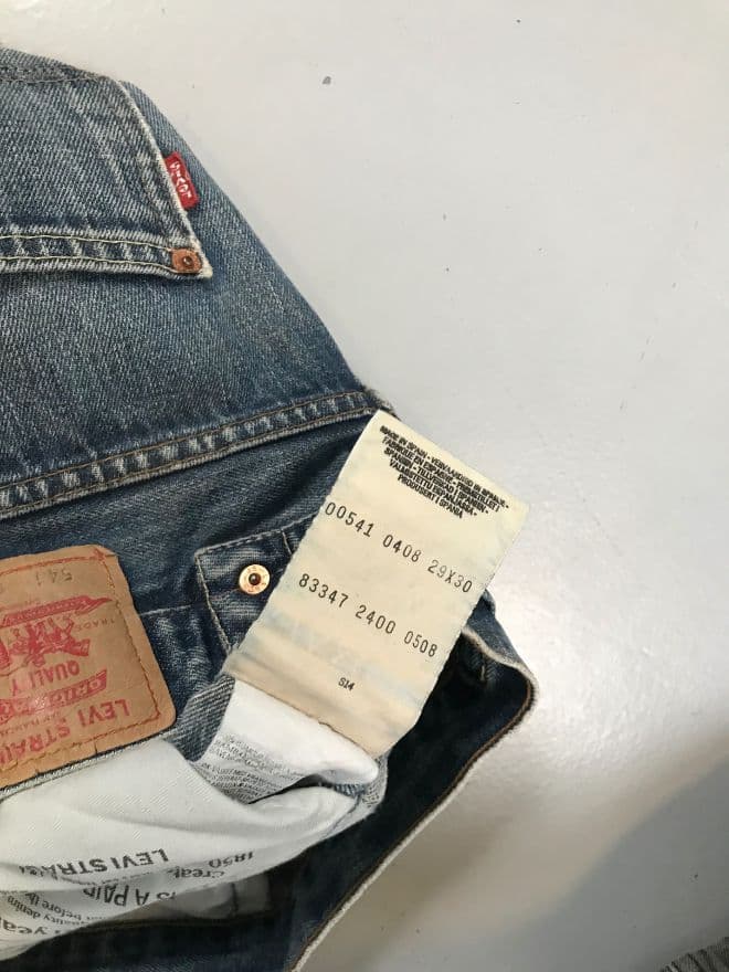 Vintage Levi’s Buckle Belt Denim – Size 28 — image 6 of 9