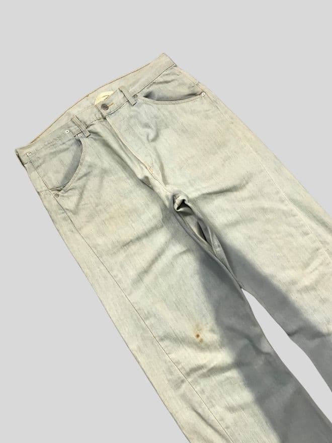 Vintage Levi’s Denim Jeans | Size 36 | Distressed Blue Avant-Garde Style — image 7 of 9