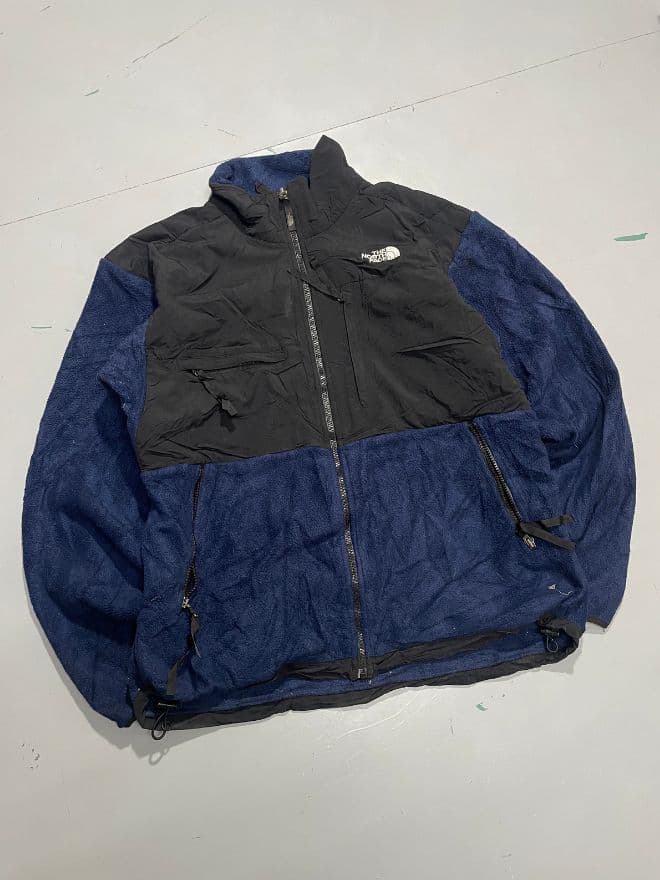 BUNDLE OF VINTAGE THE NORTH FACE FLEECE JACKETS thumbnail 3