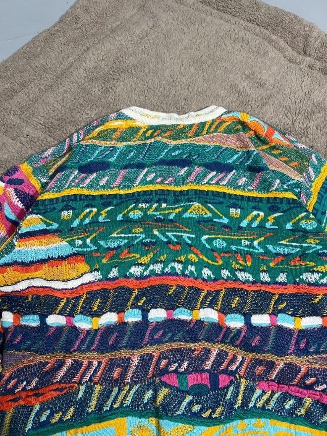 Vintage Coogi 3D Multicolored Knit – Size M — image 9 of 9