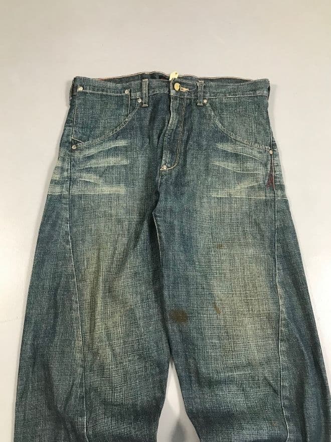 Vintage Levi’s Engineer Jeans with Buckle Belt | Distressed Workwear Denim | Size 34 — image 9 of 11