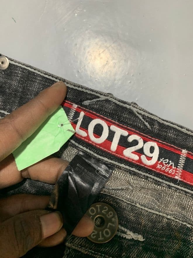 Southpole Rare Vintage Y2K Spell-Out Embroidered Denim – Black – Size 34 – Baggy Fit — image 7 of 8