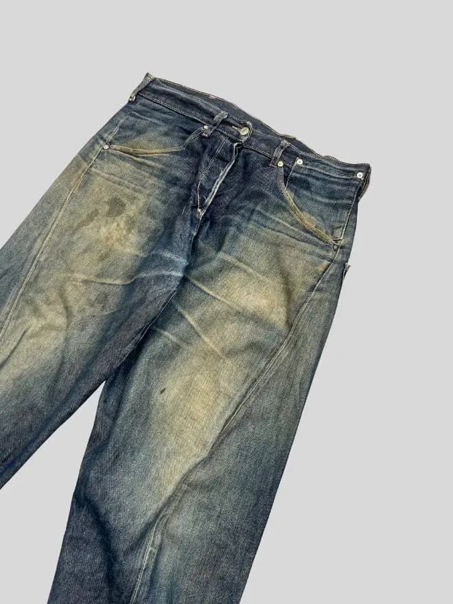Vintage Levi’s Engineer Denim Jeans with Buckle Belt – Size 34 (US) / 50 (EU) thumbnail 2