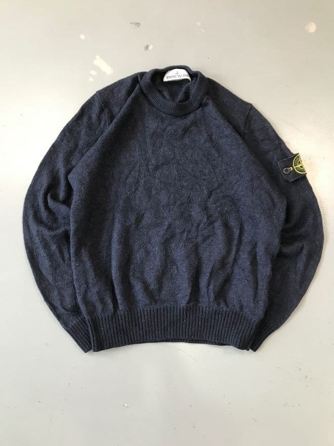 BUNDLE OF VINTAGE STONE ISLAND ZIPPER HOODIES & SWEATERS — image 5 of 6