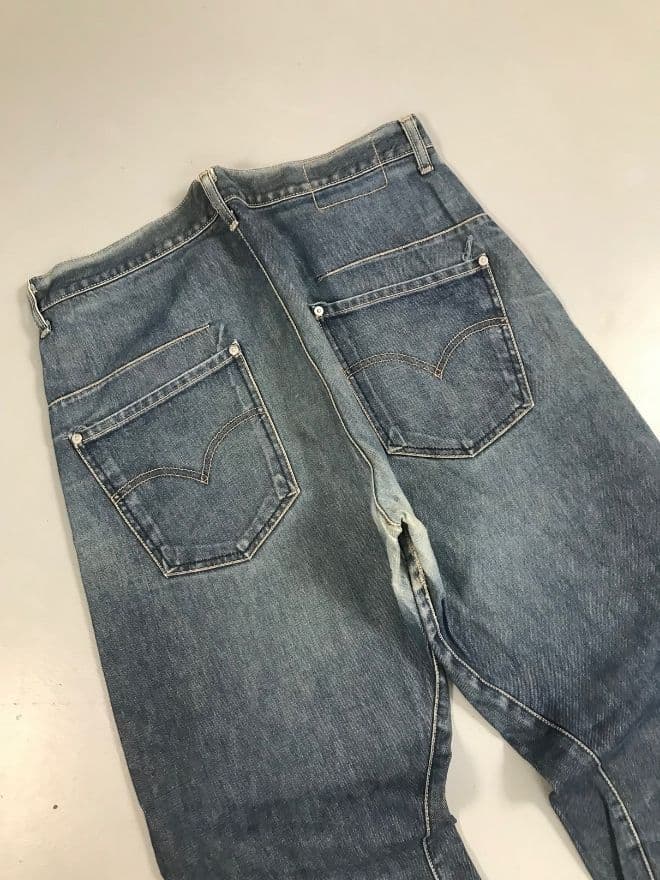 Vintage Levi’s Engineer Jeans — Size 34 | Distressed Workwear Denim — image 6 of 11