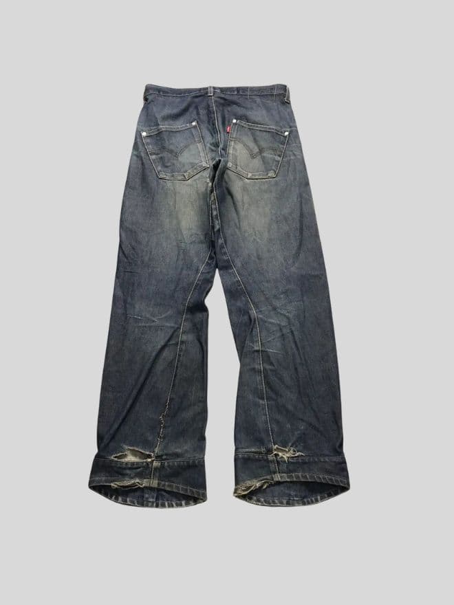 Bundle of 3 Vintage Levi’s Engineer Jeans – Size 32 — image 7 of 14