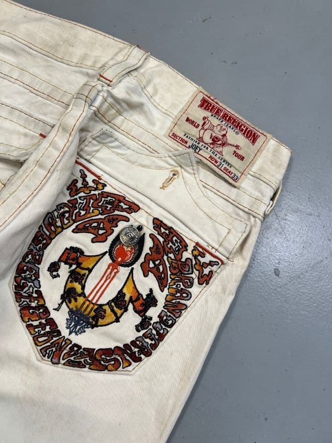 Vintage True Religion Floral Embroidered Denim Jeans – Size 34 — image 7 of 13