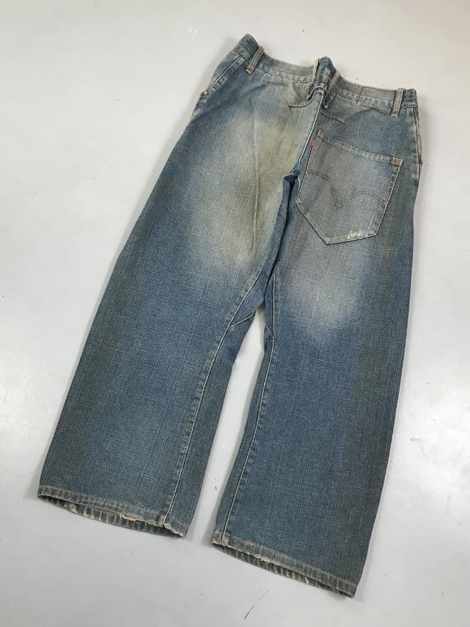 Vintage Levi’s Engineer Jeans – Buckle Belt Denim – Men’s 34 — image 12 of 13