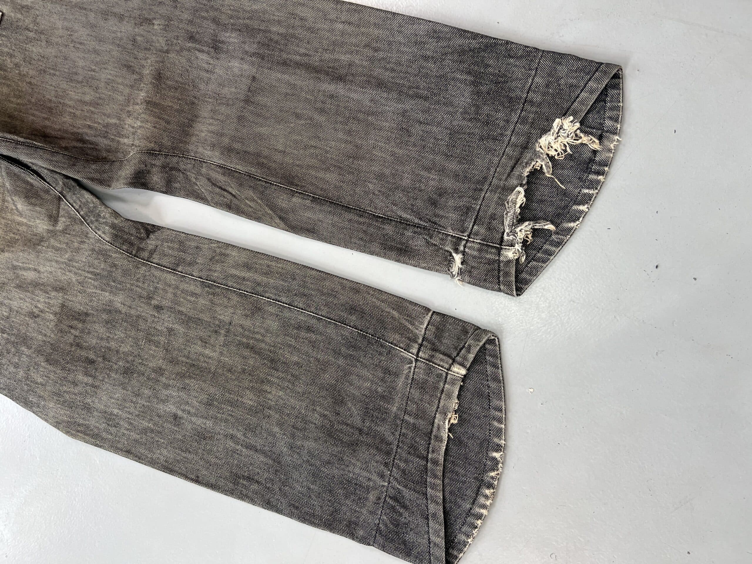 Vintage Levi’s Engineer Jeans Denim – Black Workwear Fit (Size 32) — image 10 of 11