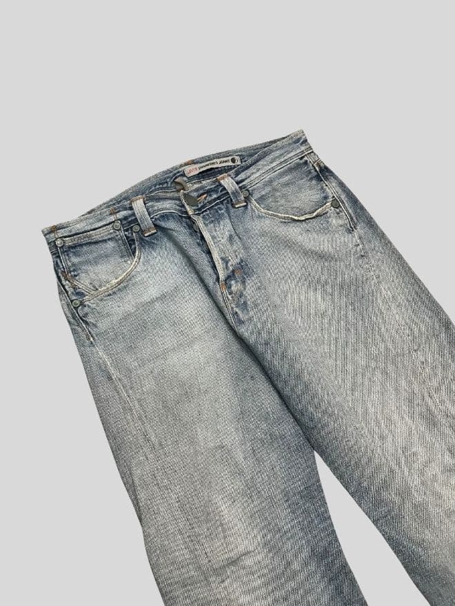Vintage Levi’s Engineer Jeans Denim – Blue Avant-Garde Fit (Size 33) — image 5 of 9