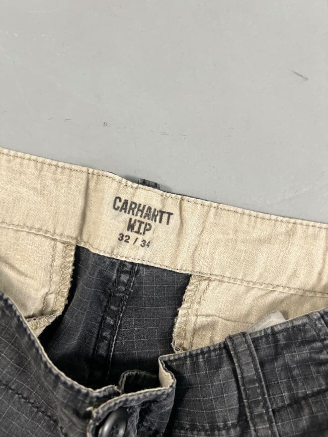 Vintage Carhartt Casual Cargo Denim Pants – Baggy Fit (US 34 / EU 50) — image 6 of 10