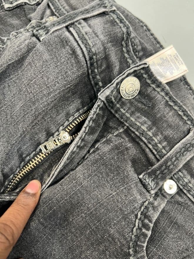 Vintage True Religion Straight Fit Denim Pants (Black / Size 39) — image 11 of 11