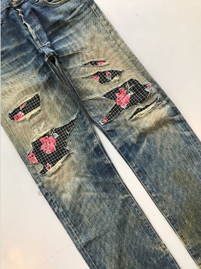 Vintage Levi’s Selvedge Denim Jeans with Custom Patch – Men’s Size 32 — image 5 of 10