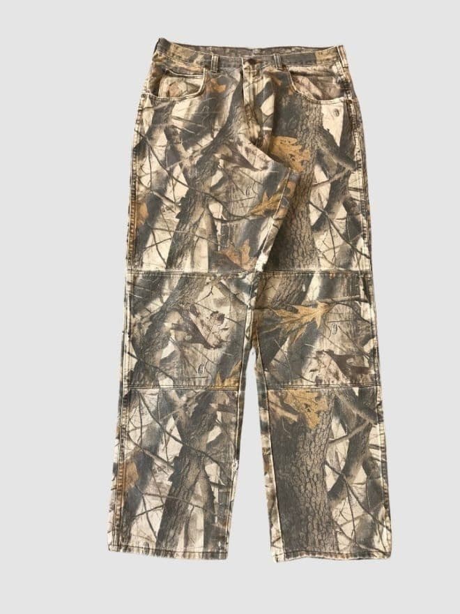 BUNDLE OF 10 VINTAGE RARE REALTREE CAMO CARGOS AND DENIM  — image 11 of 11