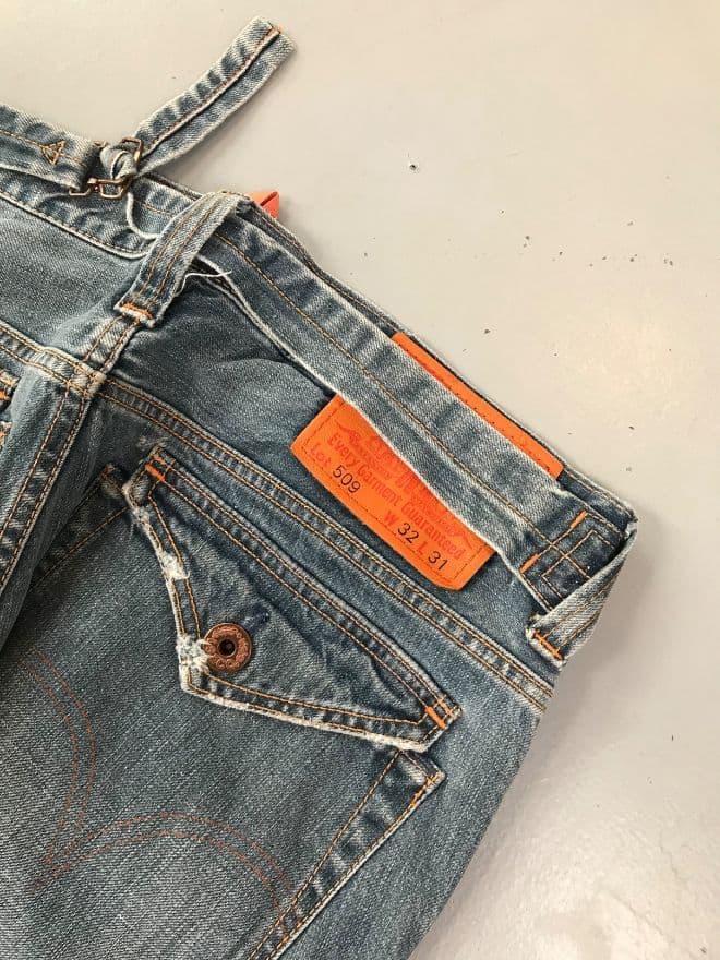 Vintage Levi’s Buckle Belt Dusty Denim – Size 35 — image 9 of 15