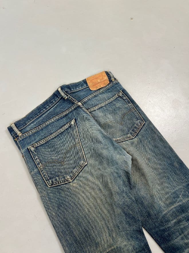 Vintage 90s Levi’s Selvedge Faded Denim (Size 36) — image 9 of 11