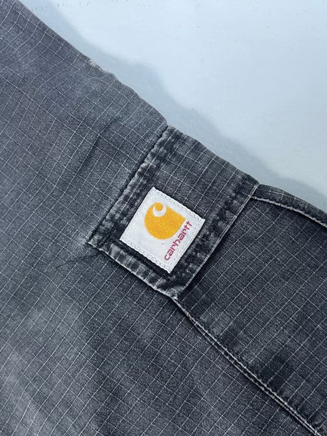 Vintage Carhartt Casual Cargo Denim Pants – Baggy Fit (US 34 / EU 50) — image 8 of 10