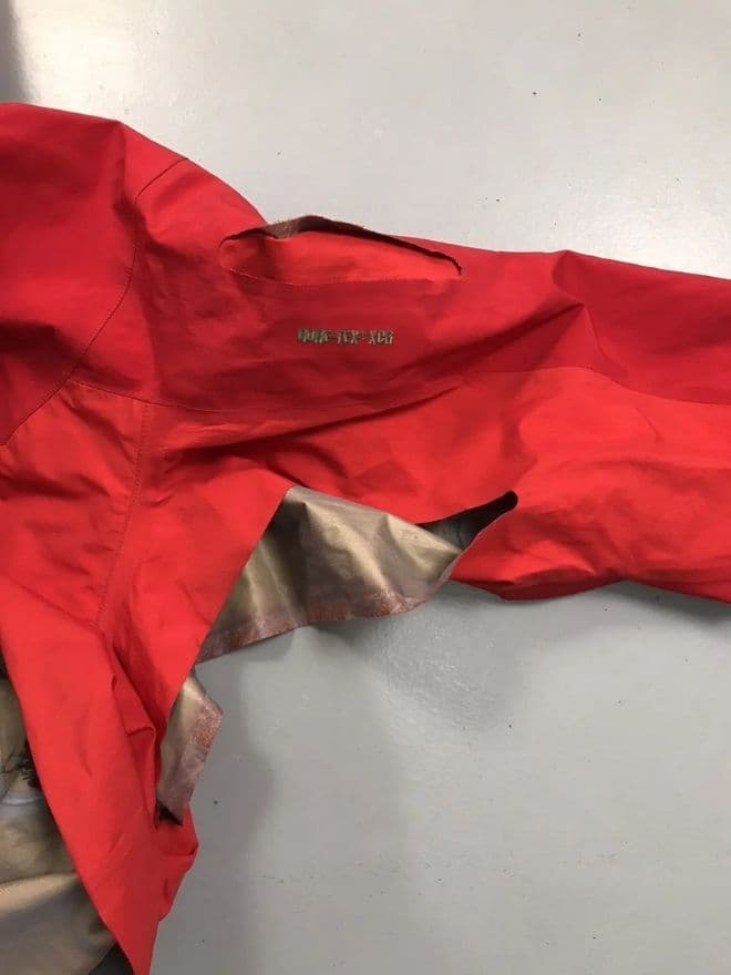 Rare Vintage Arc’teryx Windcheater – Men’s Small — image 11 of 11