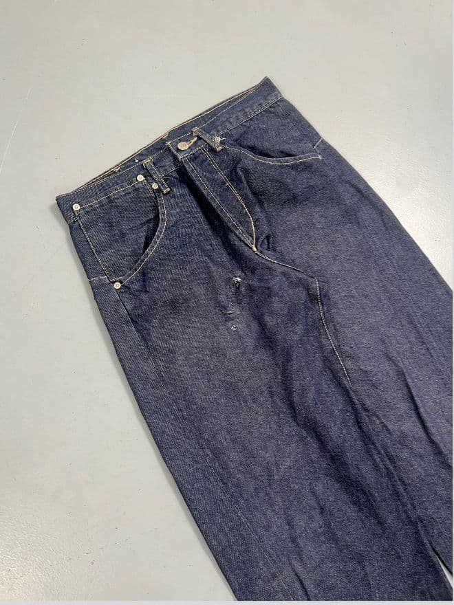 Vintage Levi’s Engineer Jeans – Size 29 | Rare Vintage Workwear — image 6 of 11