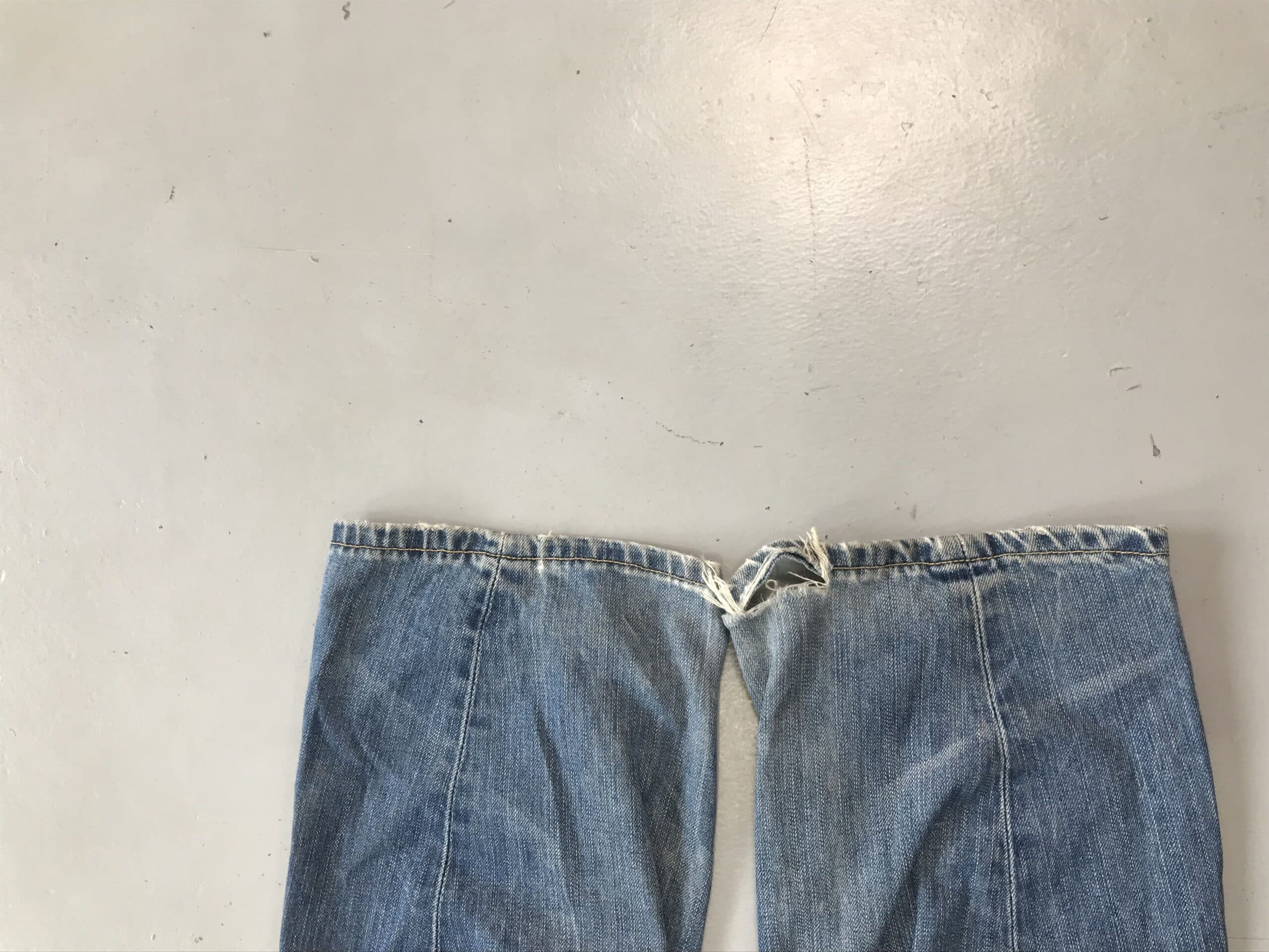 Vintage Levi’s Engineer Jeans Denim | Classic Blue Workwear | Size 34 — image 9 of 13