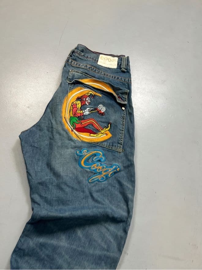 Vintage Coogi Joker Embroidery Baggy Fit Denim – Blue (Men’s 38 / EU 54) — image 7 of 8