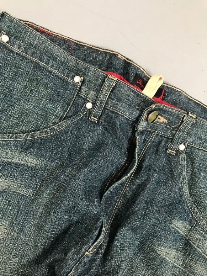 Vintage Levi’s Engineer Jeans with Buckle Belt | Distressed Workwear Denim | Size 34 — image 10 of 11