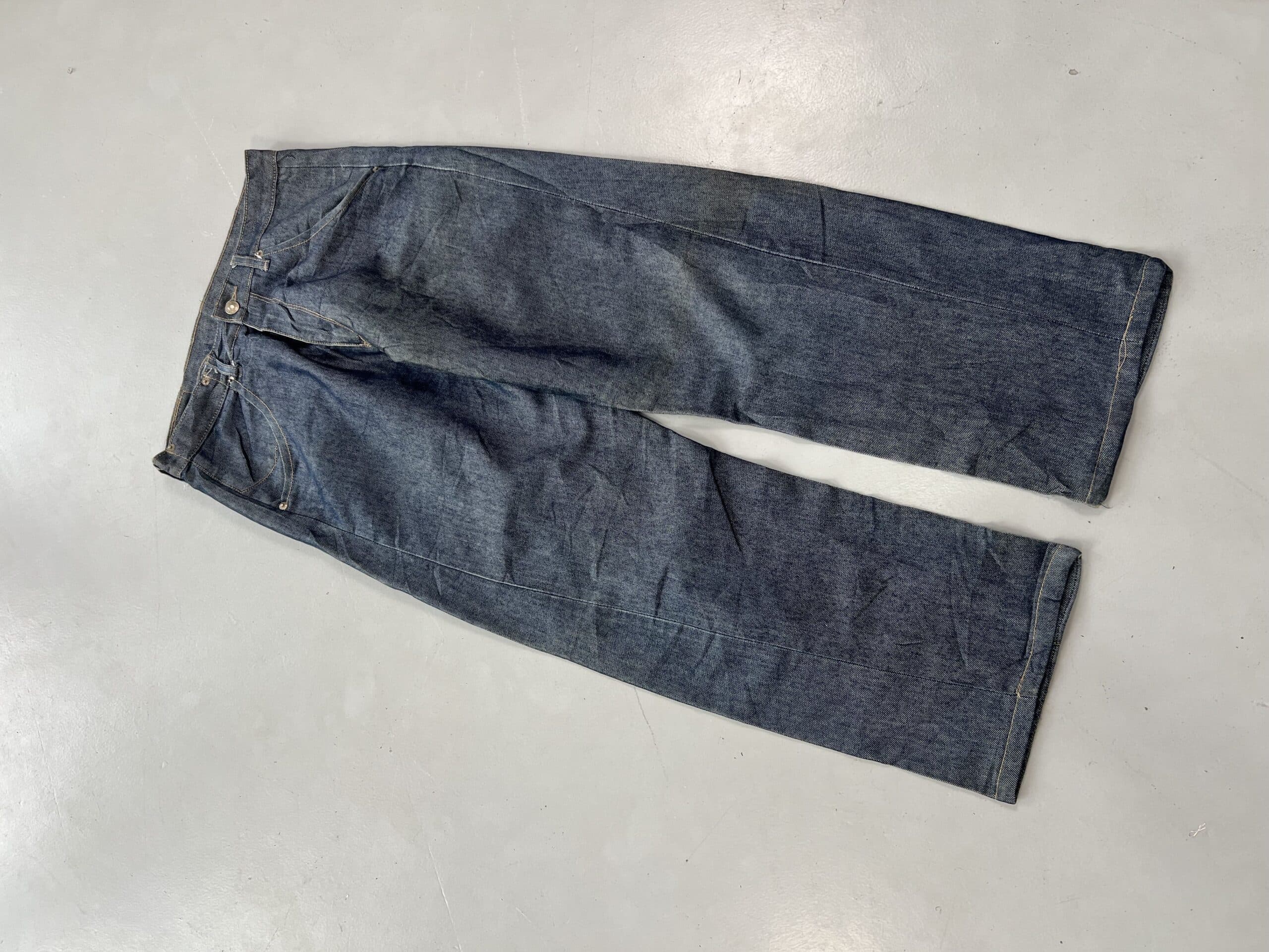 Vintage Levi’s Engineer Jeans Buckle Denim – Blue Workwear (Size 31) — image 8 of 10