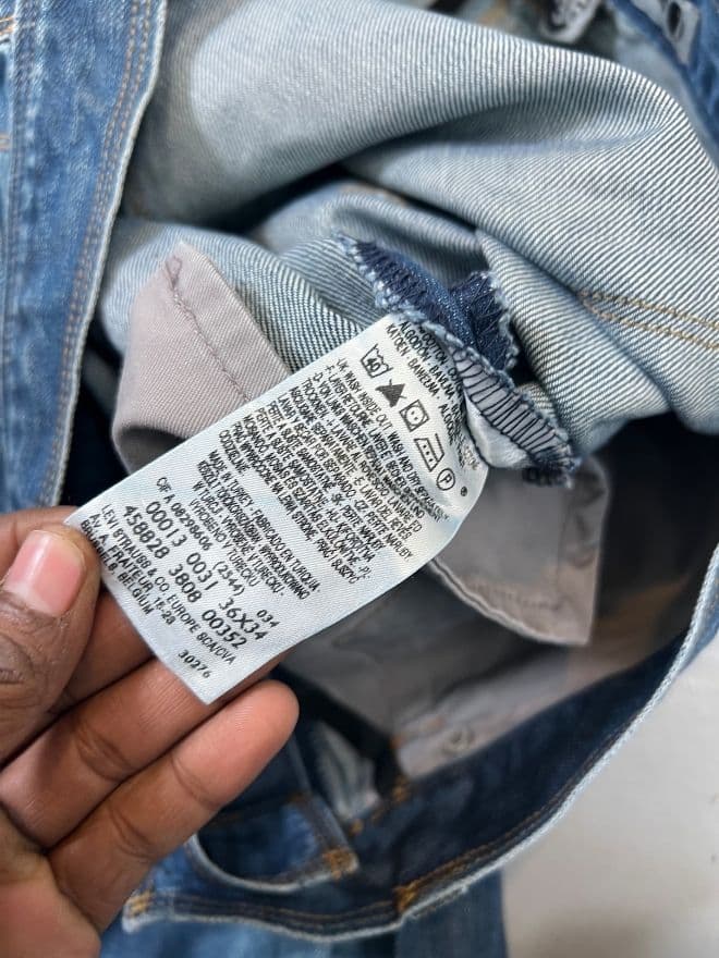 Vintage Levi’s Engineer Denim Jeans with Buckle Belt – Size 36 (US) / 52 (EU) thumbnail 4