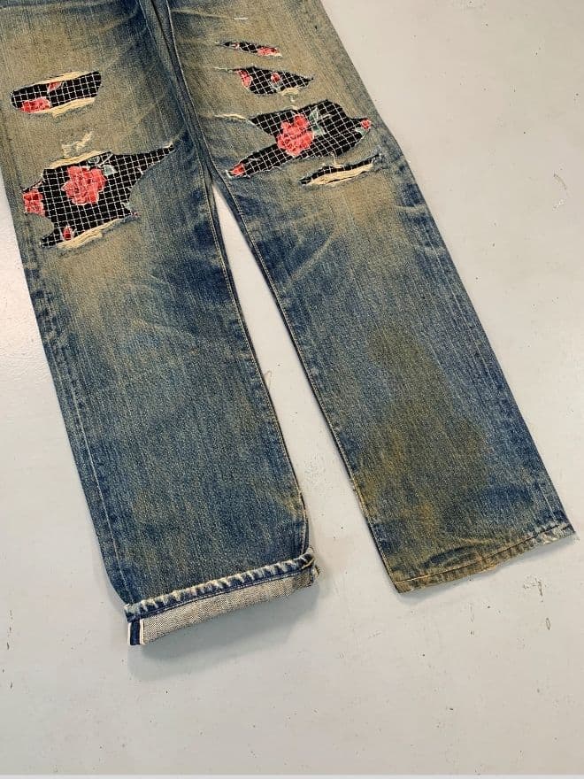 Vintage Levi's 501 Selvedge Denim Jeans – Blue – Men’s 32 (US 32 / EU 48) – Repaired Distressed — image 7 of 11