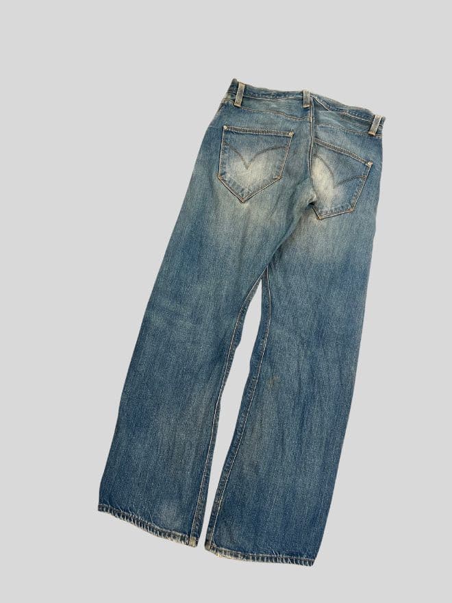 Vintage Levi’s Engineer Jeans With Belt Detail (Size 32) — image 11 of 12