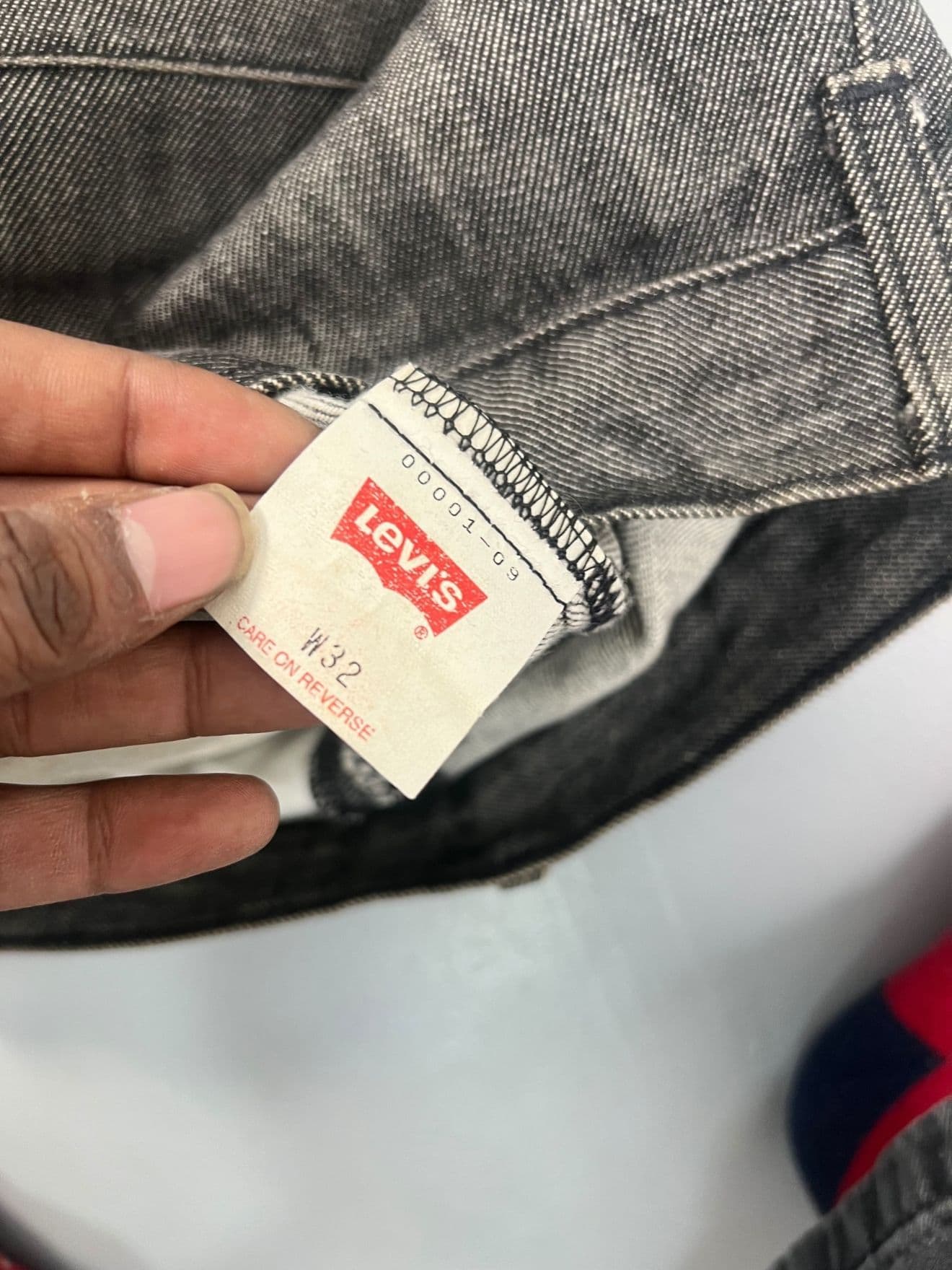 Vintage Levi’s Engineer Jeans Red Tab Denim (Size 31) — image 7 of 13