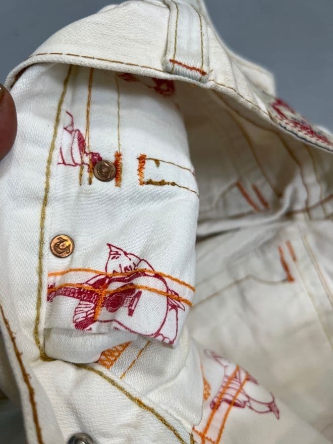 Vintage True Religion Floral Embroidered Denim Jeans – Size 34 — image 11 of 13