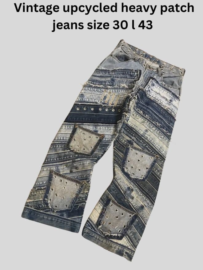 Bundle of Trending Mix Brand Vintage & Factory Leftover Clothing – Pants, Sweaters & Jackets (Mixed Sizes) — image 8 of 11
