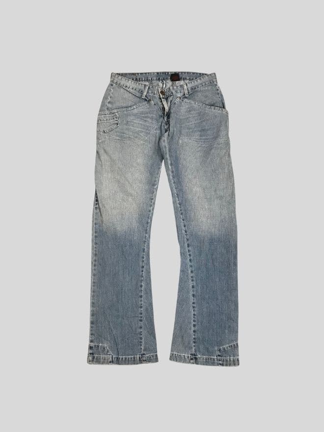 Vintage Levi’s Engineer Jeans — Size 32 | Distressed Avant-Garde Workwear Denim — image 11 of 11